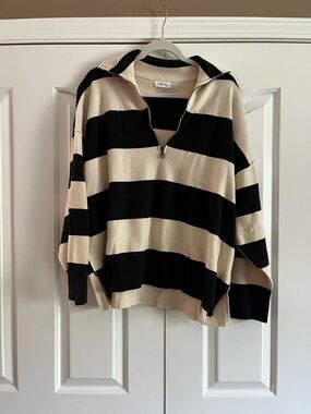 Charlotte Avery Oversized Sweater - Black & Cream
